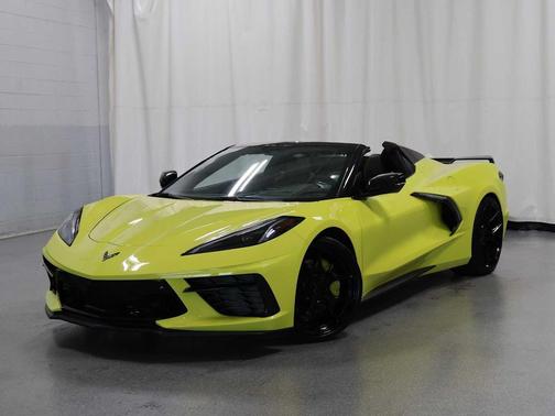 Accelerate Yellow Metallic 2023 Chevrolet Corvette Stingray w/3LT