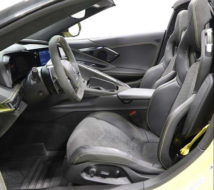Accelerate Yellow Metallic 2023 Chevrolet Corvette Stingray w/3LT