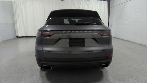 2022 Porsche Cayenne Platinum Edition