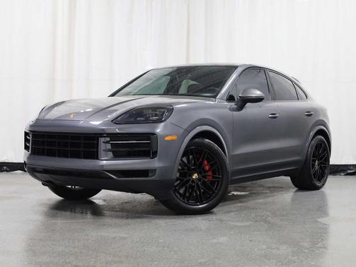 Grey 2024 Porsche Cayenne S