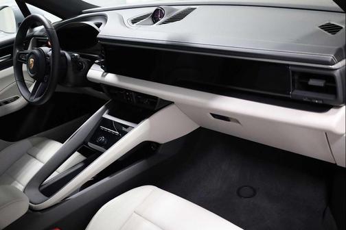 2025 Porsche Macan Electric