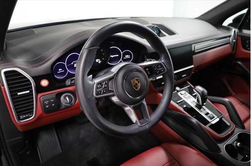 2022 Porsche Cayenne Platinum Edition