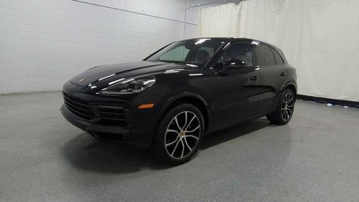 2022 Porsche Cayenne Platinum Edition