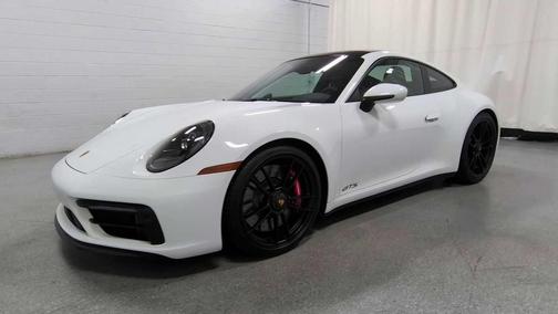 2022 Porsche 911 Carrera GTS