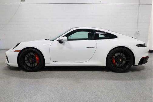 2022 Porsche 911 Carrera GTS