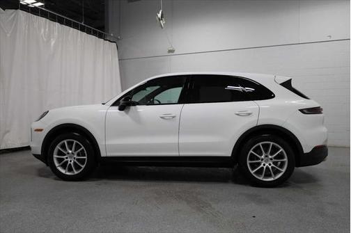 2024 Porsche Cayenne AWD