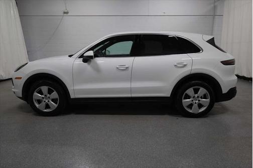 2022 Porsche Cayenne AWD