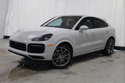 2023 Porsche Cayenne Platinum Edition