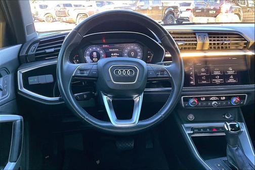 2020 Audi Q3 45 S line Premium