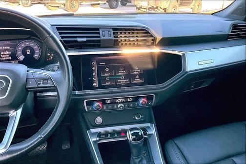 2020 Audi Q3 45 S line Premium