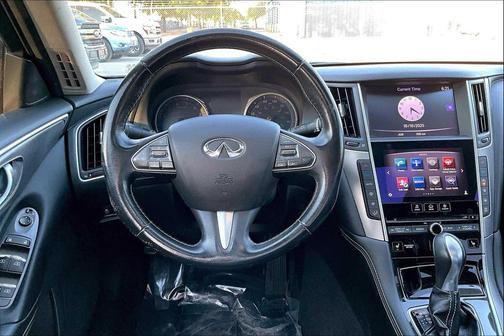 2015 INFINITI Q50 Base