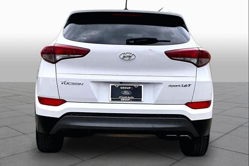 Winter White 2016 Hyundai TUCSON Sport