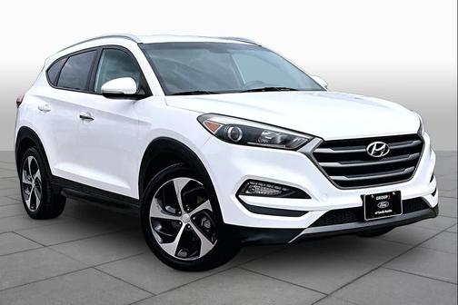 Winter White 2016 Hyundai TUCSON Sport
