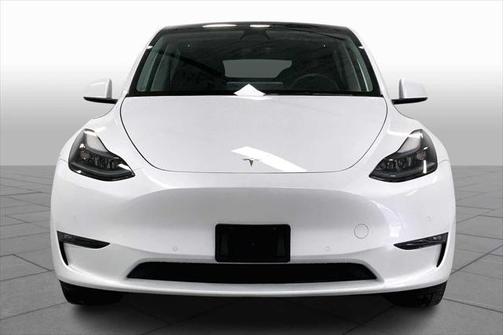 2022 Tesla Model Y Long Range Dual Motor All-Wheel Drive