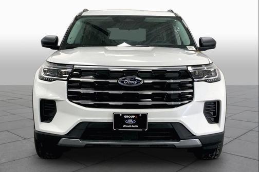Star White Metallic Tri-Coat 2026 Ford Explorer Active