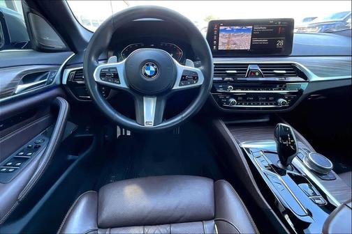 2021 BMW 540 540i