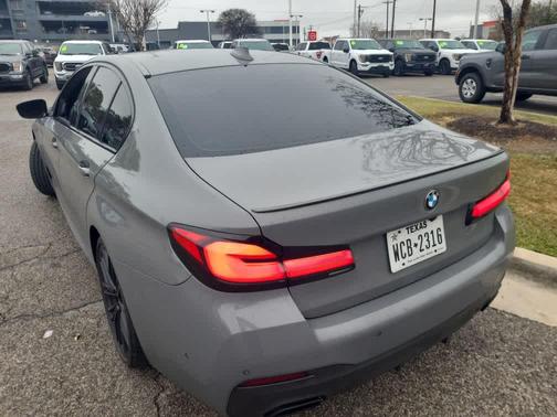 2021 BMW 540 540i