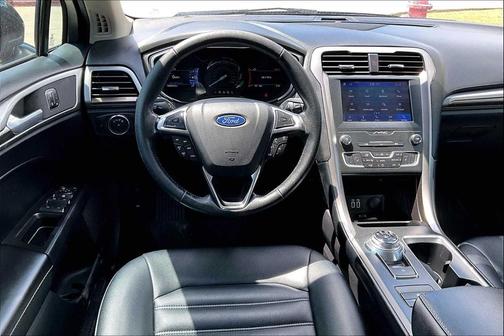 2020 Ford Fusion SEL