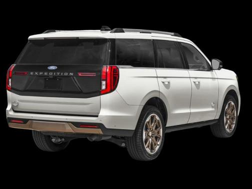 Star White Metallic Tri-Coat 2026 Ford Expedition King Ranch