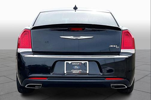 2015 Chrysler 300C Base