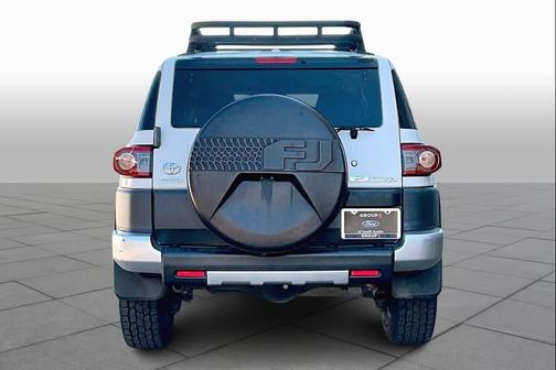 2013 Toyota FJ Cruiser Base