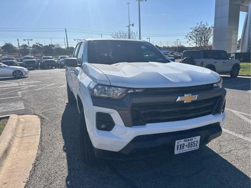 2024 Chevrolet Colorado LT