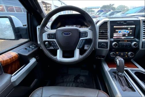 2015 Ford F-150 Platinum