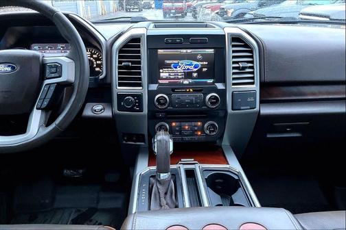 2015 Ford F-150 Platinum