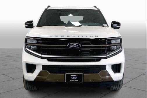 Star White Metallic Tri-Coat 2026 Ford Expedition King Ranch