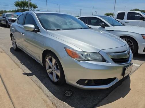 2015 Acura ILX 2.0L w/Premium Package