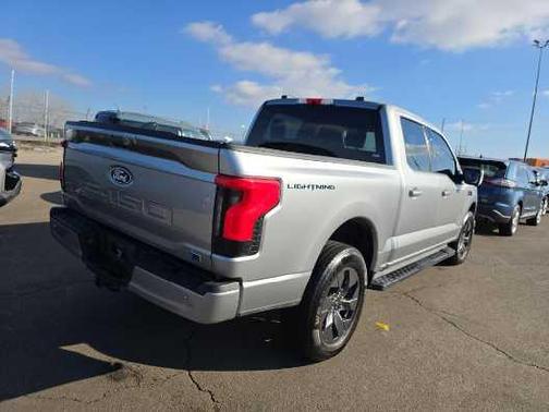 2024 Ford F-150 Lightning Flash