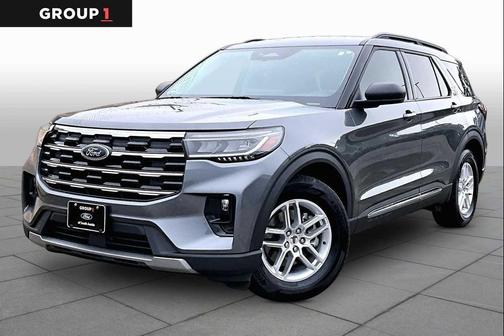 Carbonized Gray Metallic 2025 Ford Explorer Active