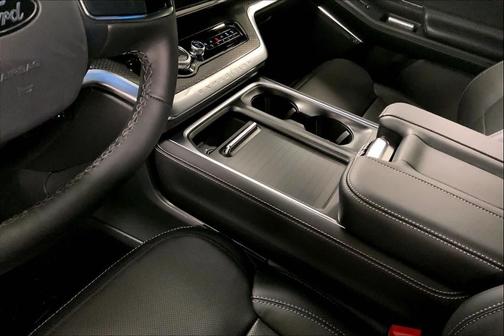 Agate Black Metallic 2026 Ford Expedition Max Platinum