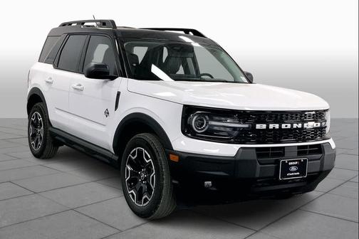 Oxford White 2025 Ford Bronco Sport Outer Banks