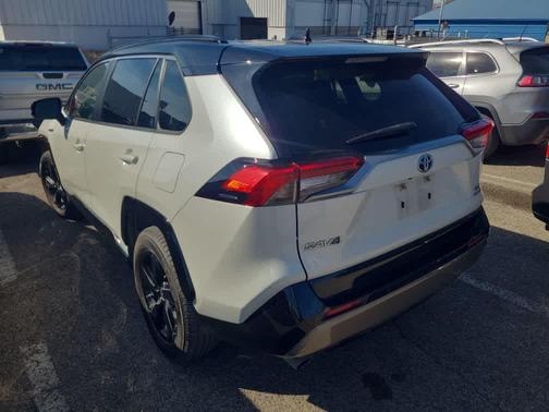 2019 Toyota RAV4 Hybrid SE