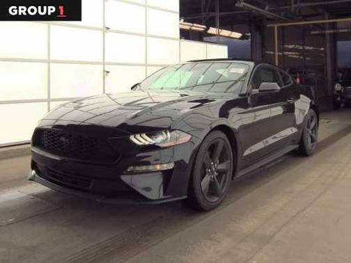 2022 Ford Mustang EcoBoost