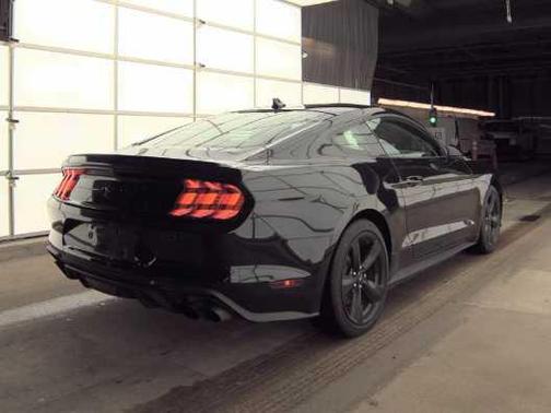 2022 Ford Mustang EcoBoost