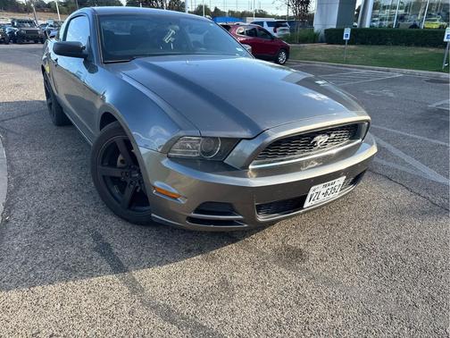 2014 Ford Mustang V6