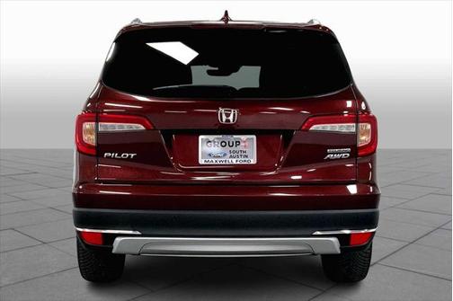 2019 Honda Pilot Touring 8-Passenger