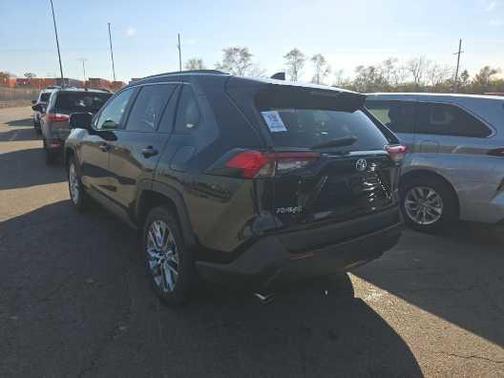 2025 Toyota RAV4 XLE Premium