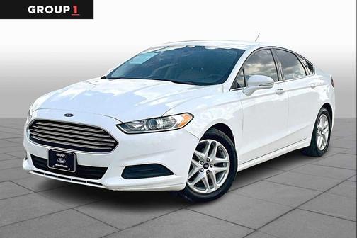 2015 Ford Fusion SE