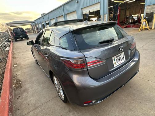 2013 Lexus CT 200h Hybrid