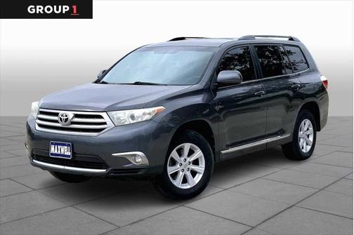 2013 Toyota Highlander SE