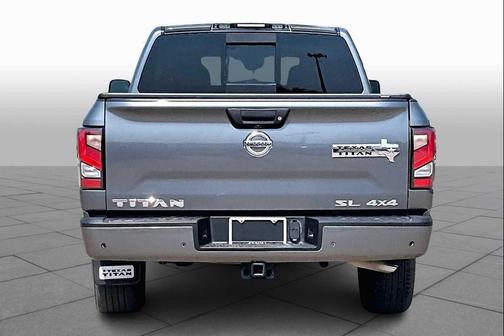 2020 Nissan Titan SL