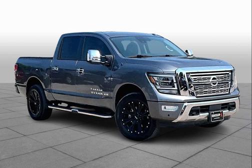 2020 Nissan Titan SL