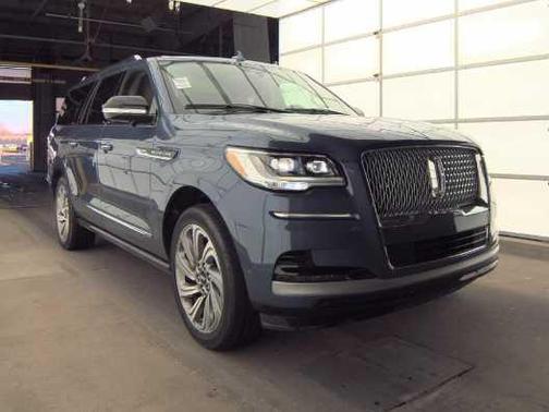 2023 Lincoln Navigator Reserve