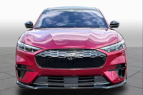 Molten Magenta Metallic Tinted Clearcoat 2025 Ford Mustang Mach-E GT