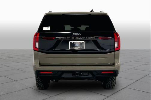 Marsh Gray 2026 Ford Expedition Tremor