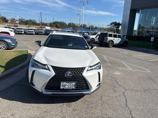 Eminent White Pearl 2020 Lexus UX 250h Base