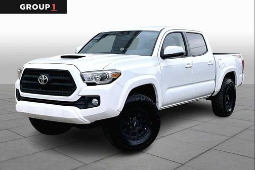 2017 Toyota Tacoma TRD Sport